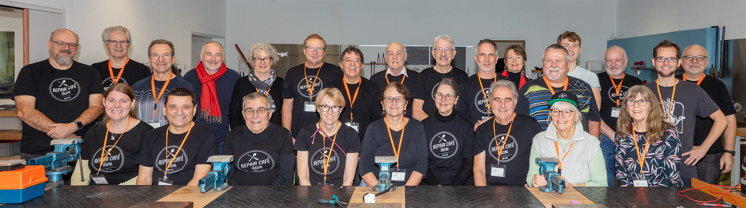 Das Repair-Café-Tösstal-Team